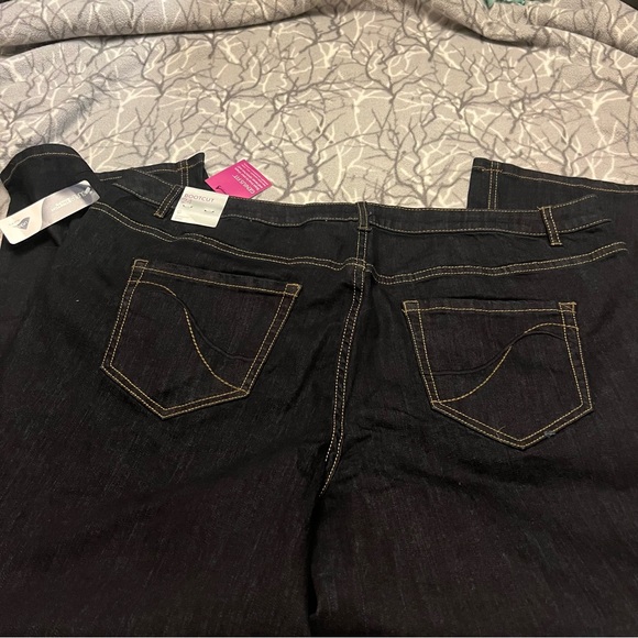 NWT Lane Bryant Bootcut Jeans 24 Short - Picture 2 of 5